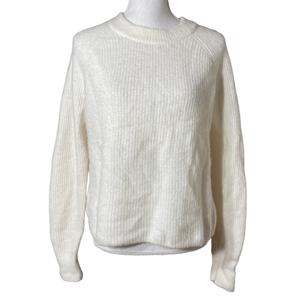 Banana Republic Wool Wide Sleeve Sweater in Cream (Size L)